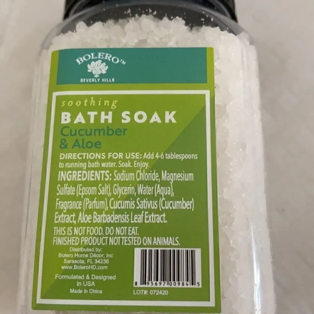 NWT Bundle (4) Aromatherapy Bath Salts